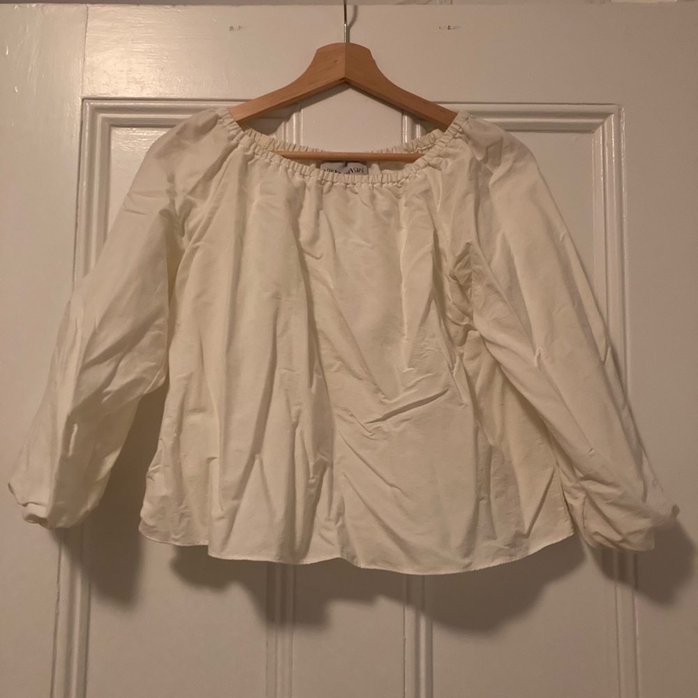 NIKKI CHASIN Ivory Off the Shoulder Blouse Size XS casual summer puff sleeve